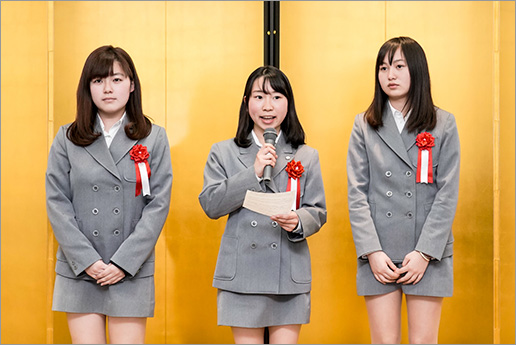 部門優秀賞・高校部門 慶應義塾女子高等学校 3年