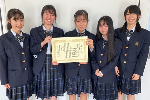昭和薬科大学附属高等学校 1・2年